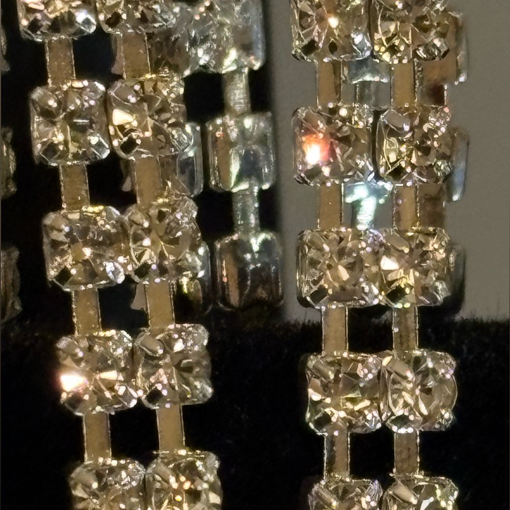 Silver Rhinestone Headpiece - Picture 4 of 11